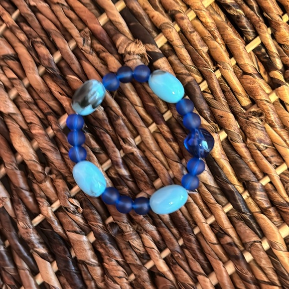 blue bracelet - Picture 3 of 3